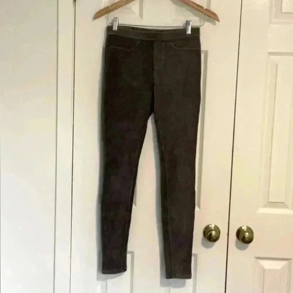 HUE Corduroy Jeggings  Size Small - Picture 1 of 4
